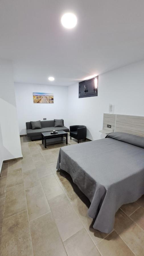 Hostal Maria Jose Conil De La Frontera Buitenkant foto